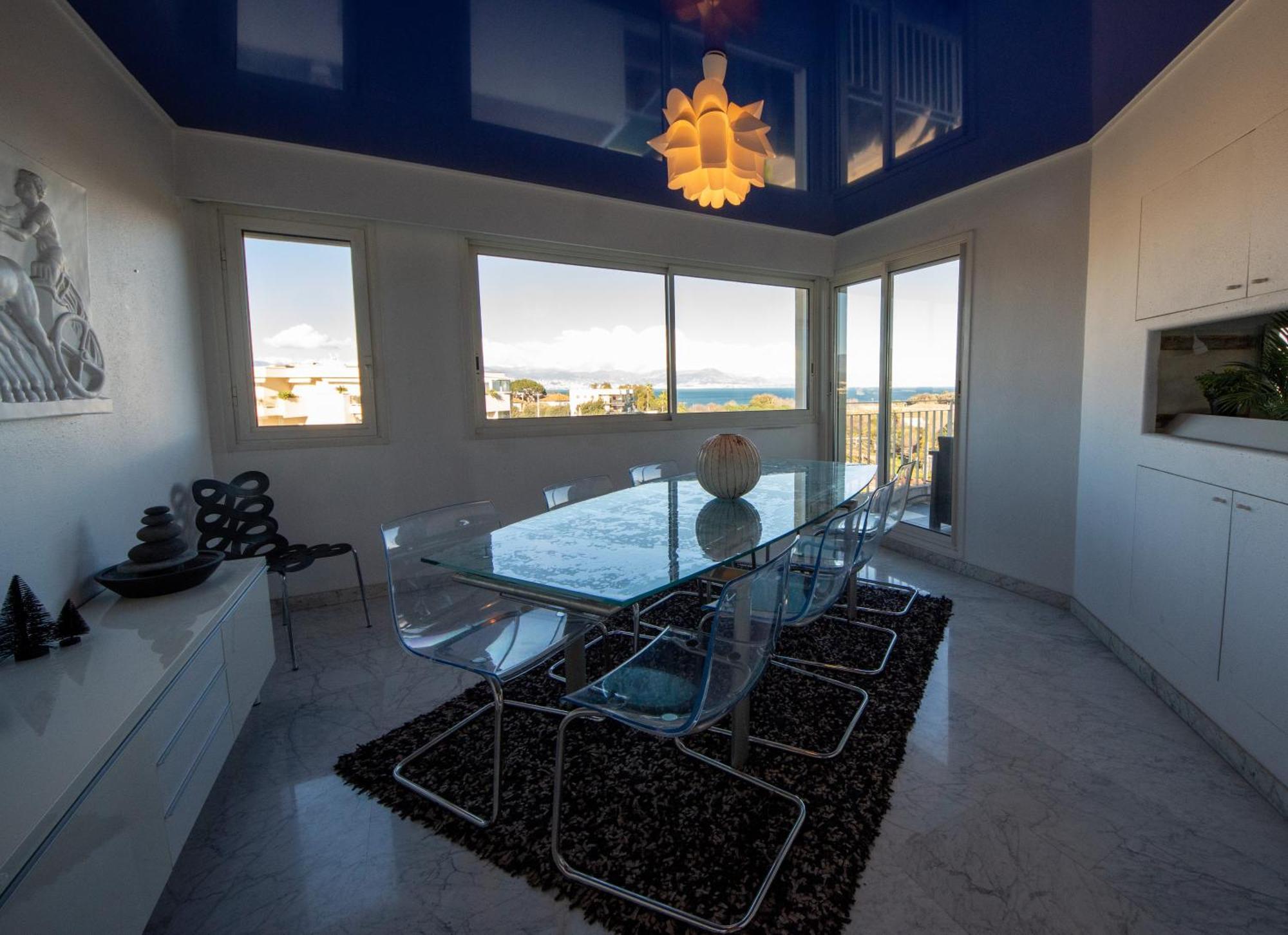 Rooftop, Sea View, Facing The Harbor, Near Center And Antibes